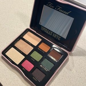 Too Faced Totally Cute Eyeshadow